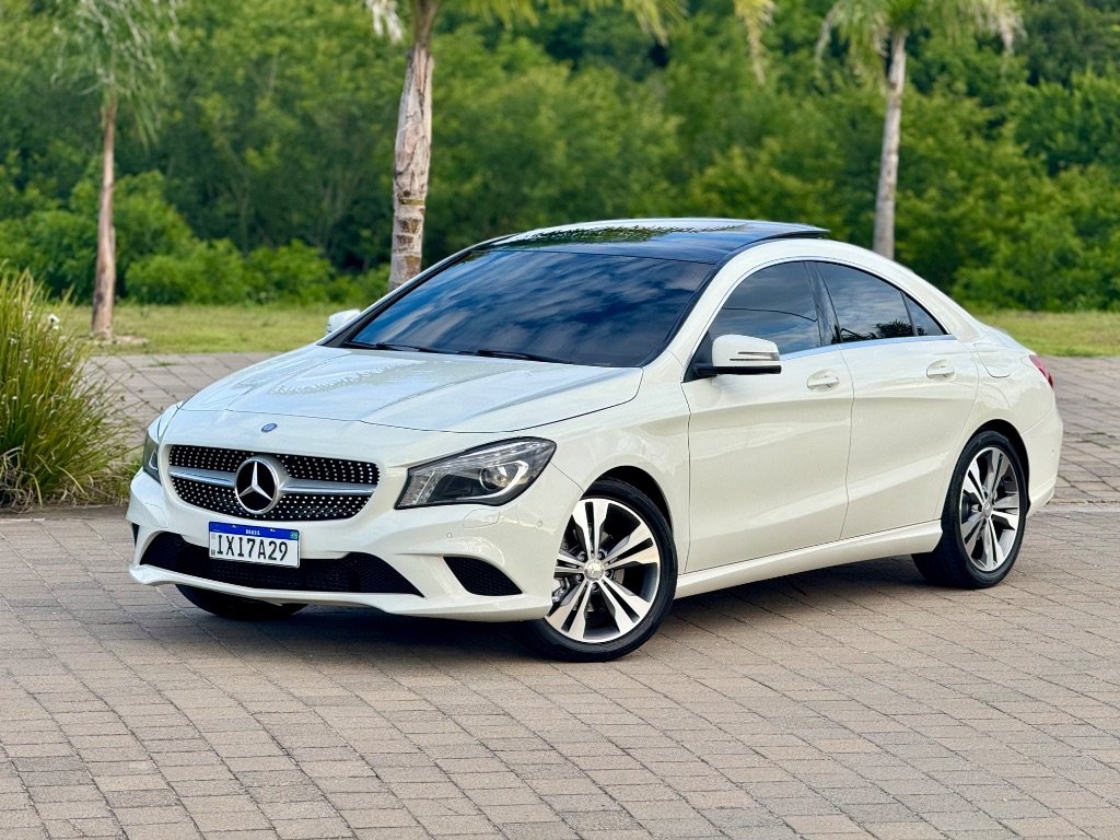 Mercedes CLA 200 Vision 1.6 TB — foto 1 de 11